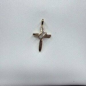 Elegant Gold Cross Pendant